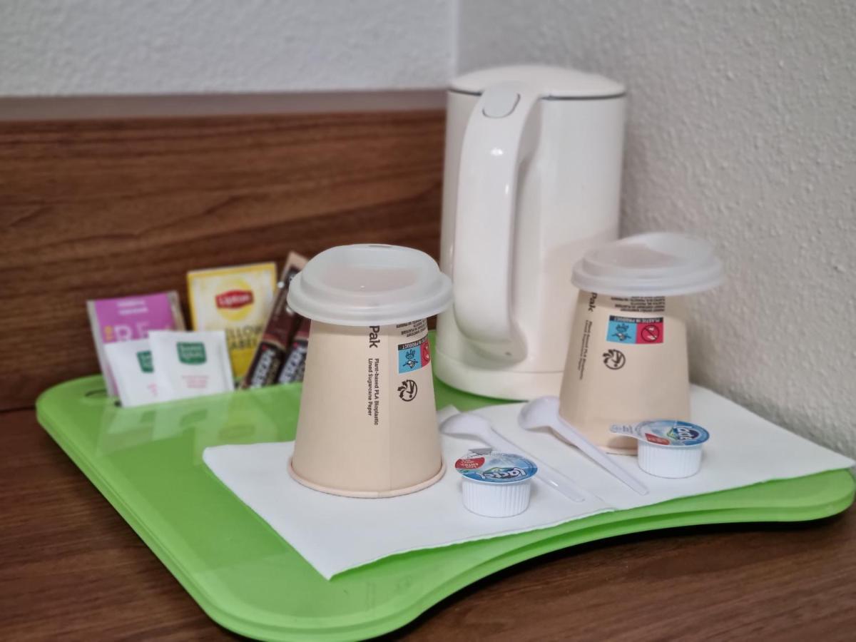 Hotel Campanile Toulouse - Blagnac Aeroport Zewnętrze zdjęcie