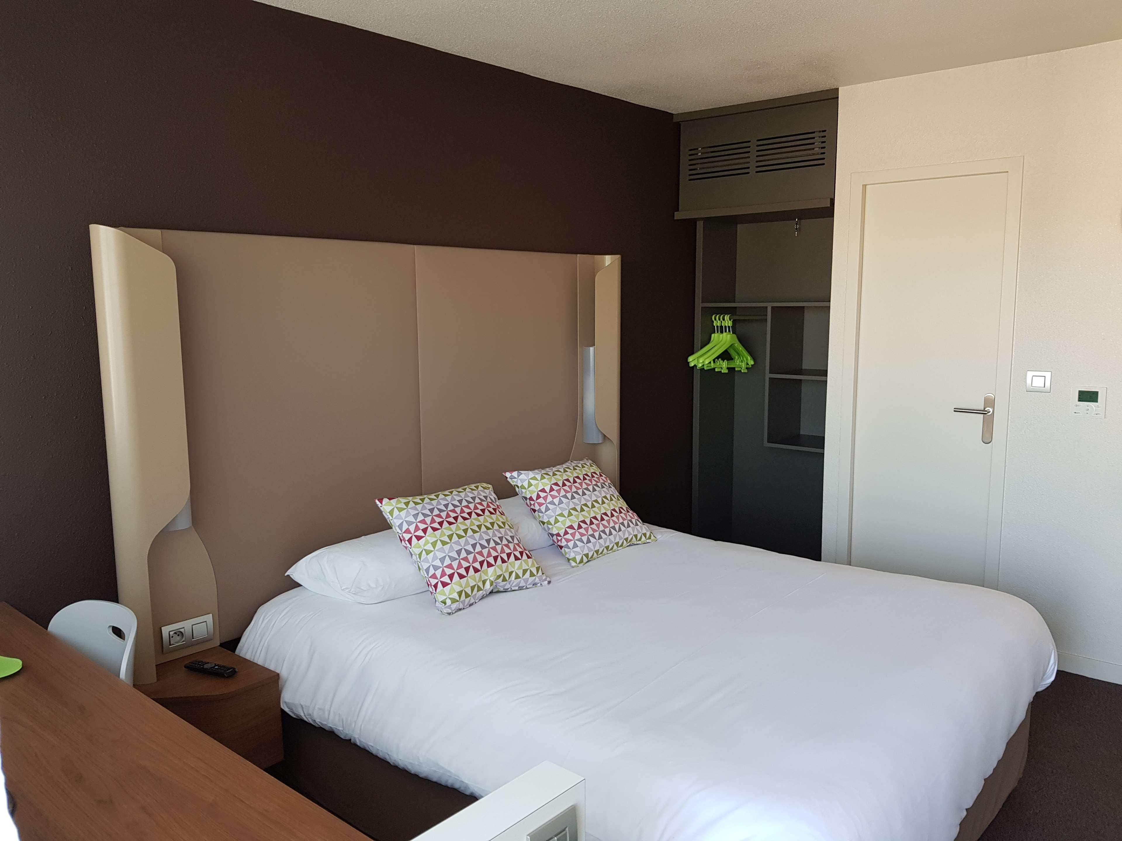 Hotel Campanile Toulouse - Blagnac Aeroport Zewnętrze zdjęcie