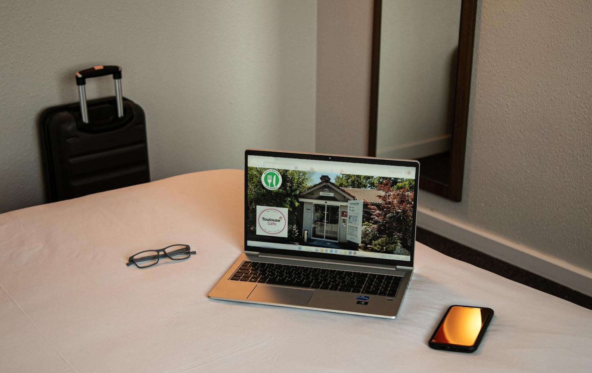 Hotel Campanile Toulouse - Blagnac Aeroport Zewnętrze zdjęcie