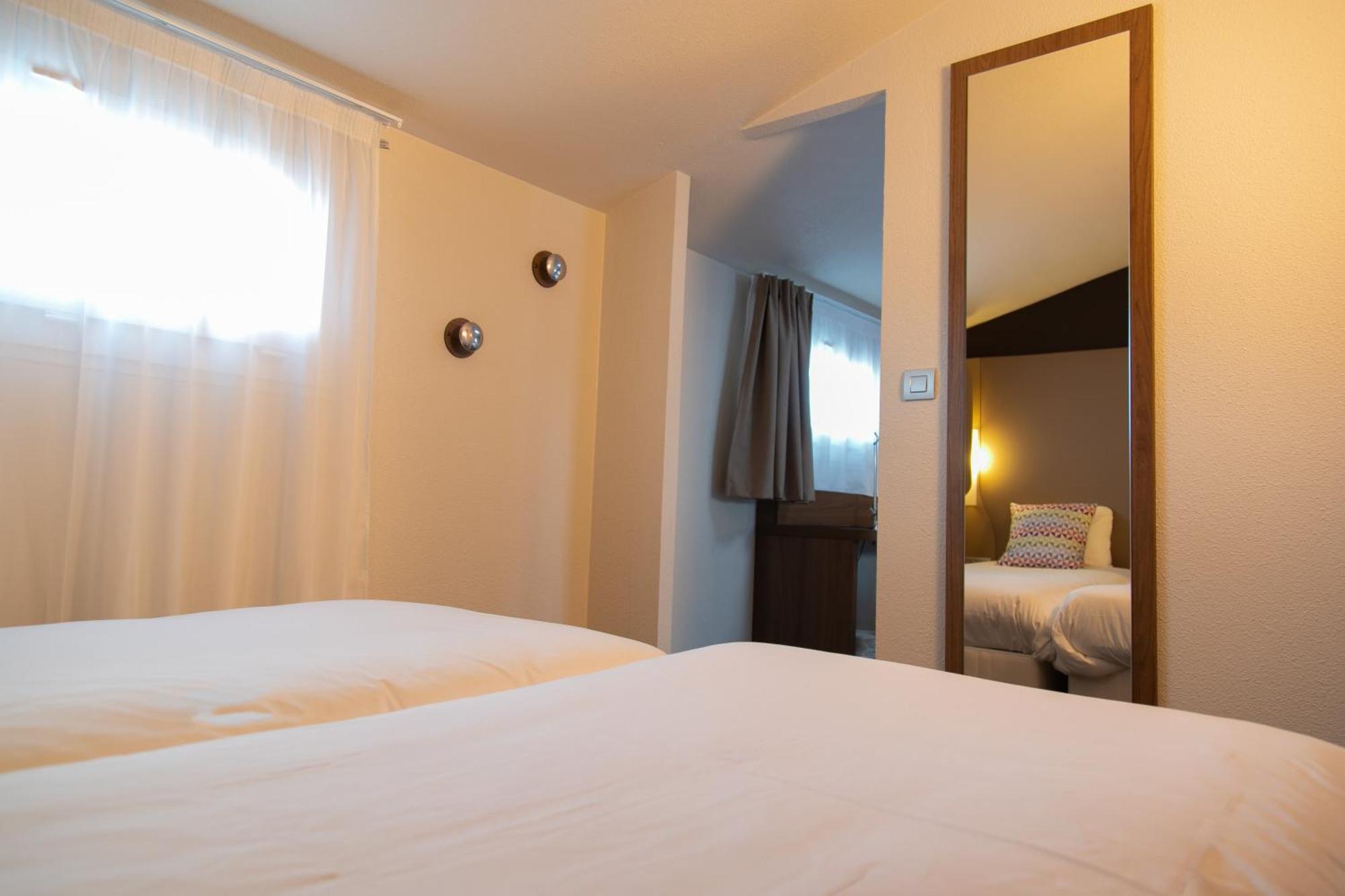 Hotel Campanile Toulouse - Blagnac Aeroport Zewnętrze zdjęcie