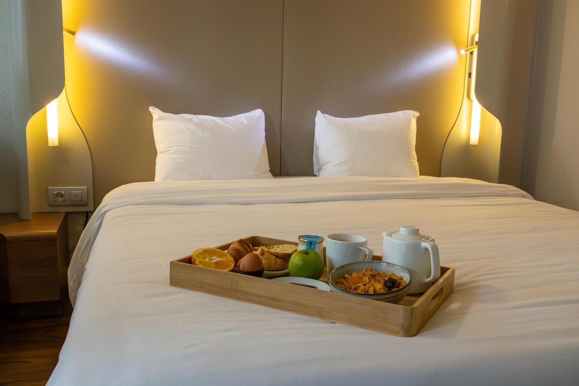 Hotel Campanile Toulouse - Blagnac Aeroport Zewnętrze zdjęcie